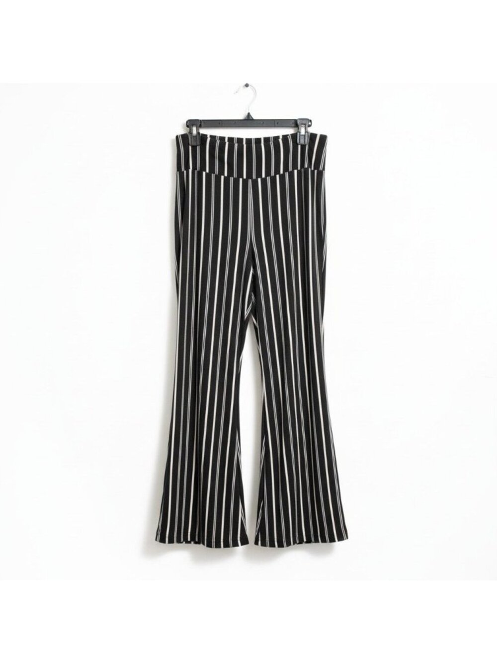 No Boundaries Striped Wide-Leg Pants – Size 3XG/XXXL (21)